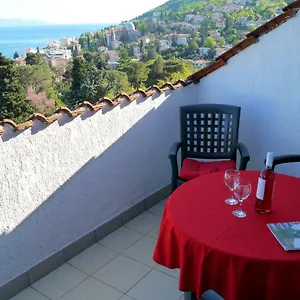 Apartment Vrutki, Opatija